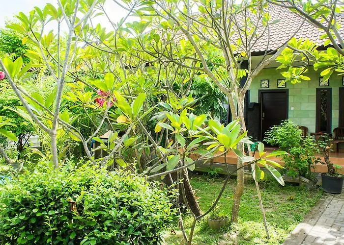 Sri Beach Legian